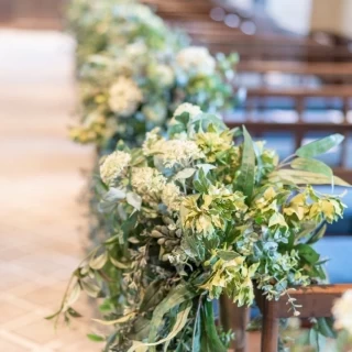 挙式会場の装花はプランのままに
