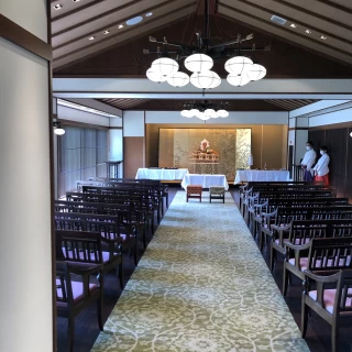 新郎新婦入場の際のバージンロード