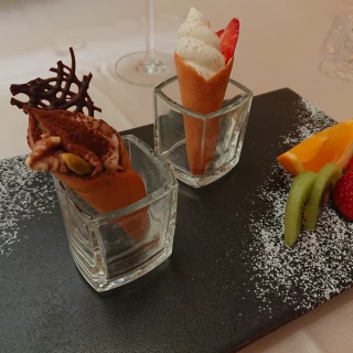 試食のデザート