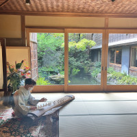 入室後すぐ