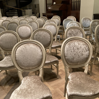 挙式会場の椅子の配置