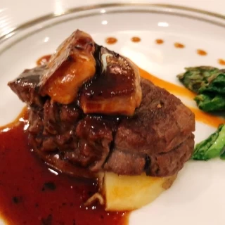 お肉料理