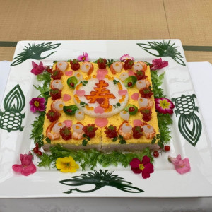 ウェディングケーキ代わりのちらし寿司ケーキ。入刀可。|620190さんの郡山ビューホテル・アネックスの写真(1479369)