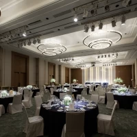 お花にこだわる新婦と演出にこだわる新郎にとって最高の会場！