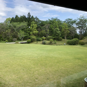 庭、芝生が綺麗です。|620454さんの葛城 北の丸の写真(1478701)