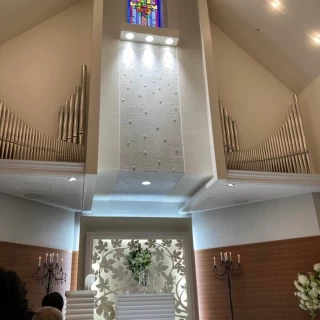 天井高のチャペル