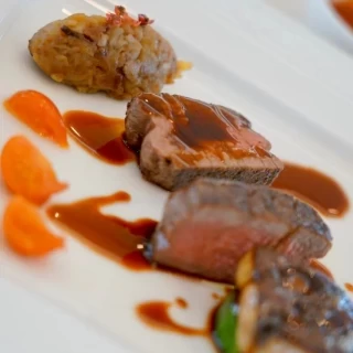 肉メイン