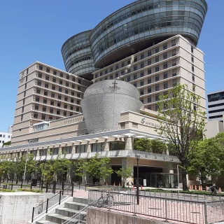 とても斬新なきれいな建物