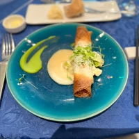 魚料理（当日）前菜をサーモンにしたため海老にしました。