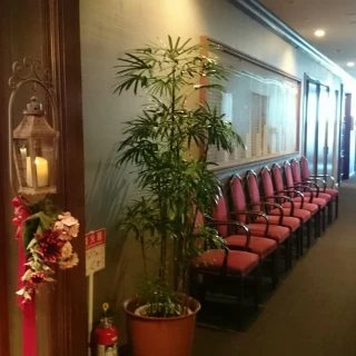 14階にある披露宴会場の廊下