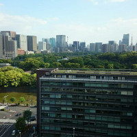 14階にある披露宴会場からの景色(東京タワーと皇居)