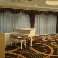 披露宴会場のピアノです。