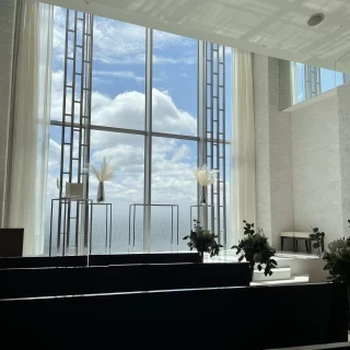 参列者席から見た様子
