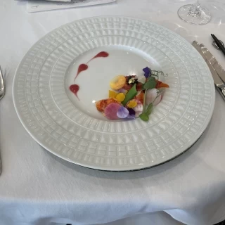 披露宴会場で試食できたので雰囲気がわかって良かった
