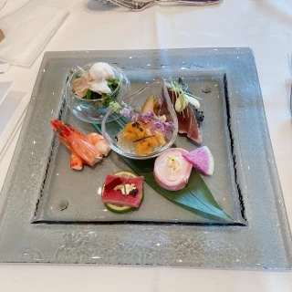 お祝いのアミューズ　京仕立て　季節の香りを添えて