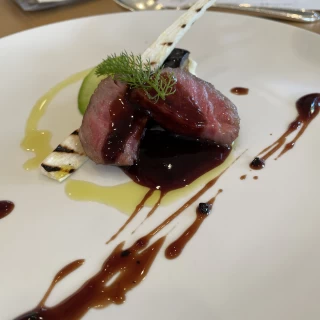柔らかいお肉料理