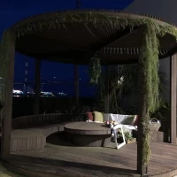 夜のガーデンの雰囲気