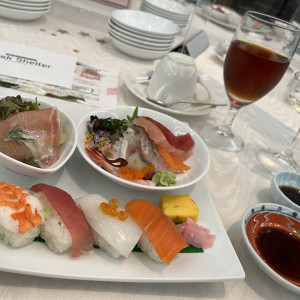 お寿司とお刺身|622402さんのマリエールオークパインの写真(1606103)
