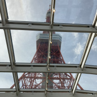 本当に東京タワーの真下です