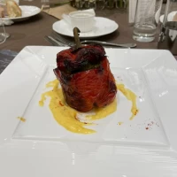メイン　牛肉とパプリカ
