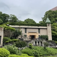 当日に集合写真がとれる近辺の外観