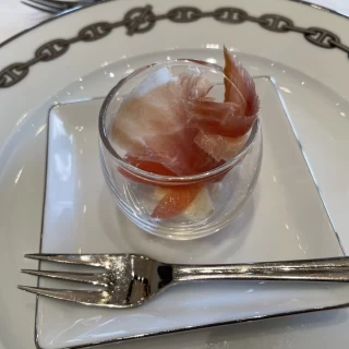 前菜の生ハムがとても美味しかったです。