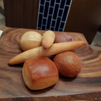 パンです。
写真にはないですがバターもたくさんでした。