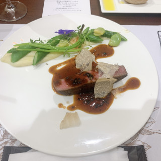 メインの牛肉