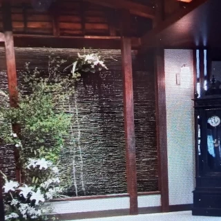 正面の滝風景
