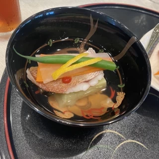 2品目　御煮物椀