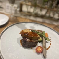 メイン肉料理