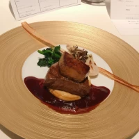 メイン肉料理