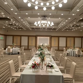 ナチュラルな披露宴会場