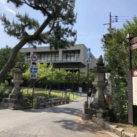 猿沢池からすぐです