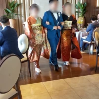 新郎中座