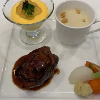 見学時にいただいた試食料理です