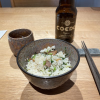 釜飯とビールを試食させていただきました。