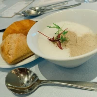 おすすめ料理　帆立カプチーノ仕立て