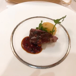 ソースが美味しくて柔らかいお肉でした
