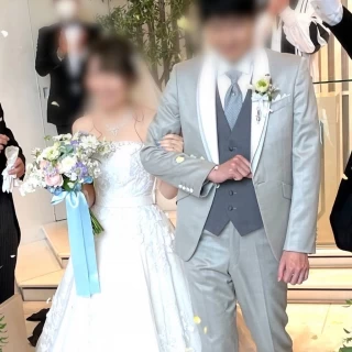 退場の際にフラワーシャワーをしてもらいました