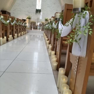ナチュラルなチャペル