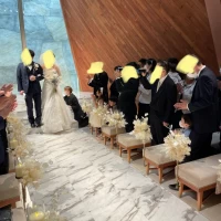 新郎新婦退場