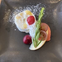 試食会のデザート