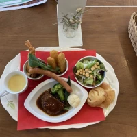 試食会の子供用プレート