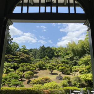 玄関から見える風景|624130さんの旧松本邸(西日本工業倶楽部)の写真(1509872)