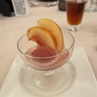 スモモのシャーベット
甘すぎずすっきりしていました。