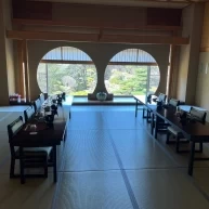 和風の披露宴会場