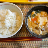 ご飯、汁物