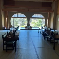和風の披露宴会場