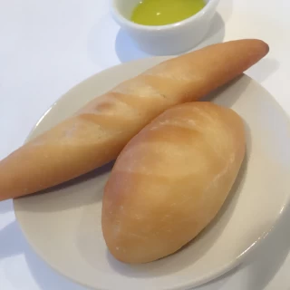 焼きたてパンおいしかったです